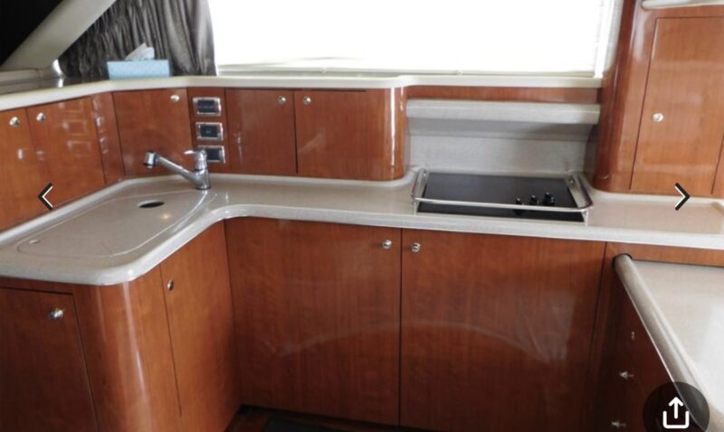 54FT Sea Ray Flybridge available in Miami with 2 JET SKIS INCLUDES for one hrs. - Image 17